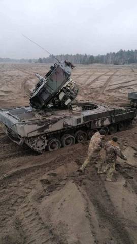 ВСУ обстреляли территорию у собора в Донецке, где шла пасхальная служба