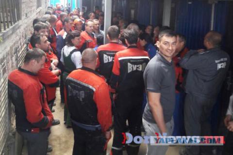 В Волгодонске пригрозили уволить бастующих строителей АЭС