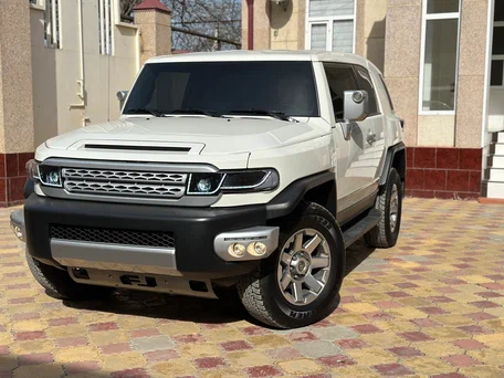 Toyota смогла удивить. Представлен Land Cruiser Prado 2024 — первый по-настоящему новый Prado за 14 лет