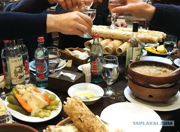 Национальные деликатесы, кажущиеся несъедобными