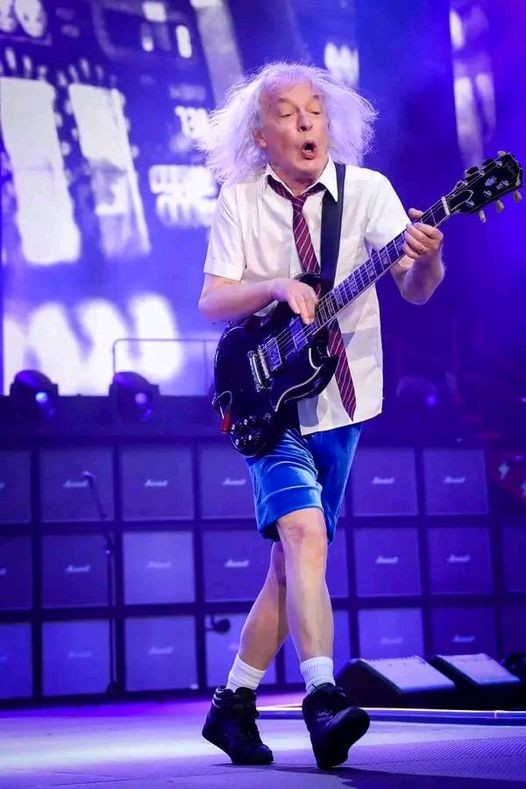 Музыка и музыканты:  AC/DC - T.N.T.