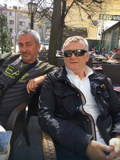 В кафе Цюриха бывший пилот НАТО похвалился тем, как бомбил Балканы в 1999 году, за что его побил серб