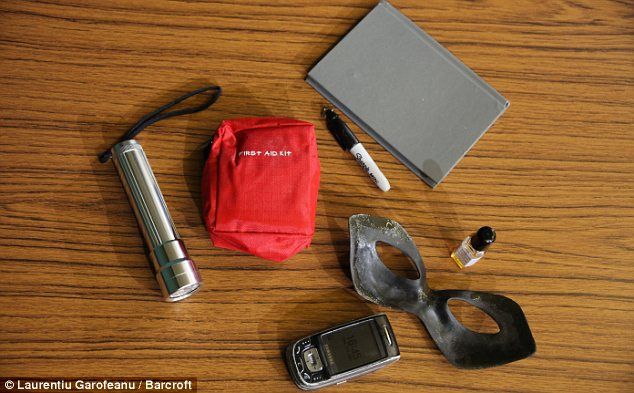 В Англии появился супергерой