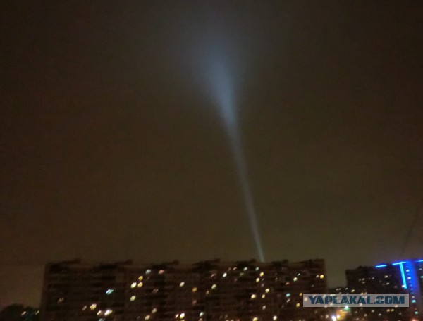 Мне нравится смотреть на город из моего окна,
