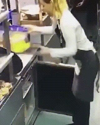 "Только не на лицо!"