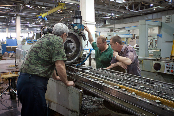 Экскурсия на завод авиационных двигателей "Салют"