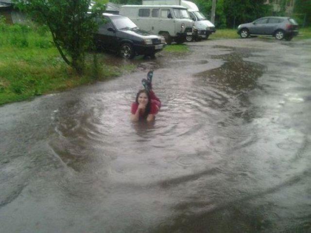 Давай я тебя ещё вот в этой позе сфоткаю