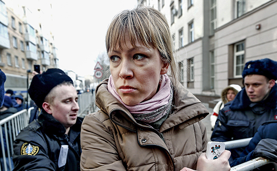 Еще пару слов про паразитку Машу Баронову с RT (16+)