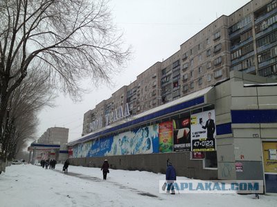 В Магнитогорске в результате взрыва газа обрушился подъезд дома