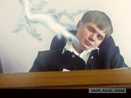 Ударом молнии травмирован работник прокуратуры