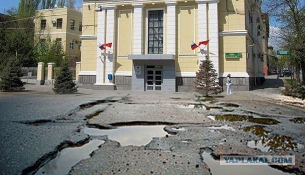 Волгоградский губернатор намерен любой ценой собрать деньги на храм
