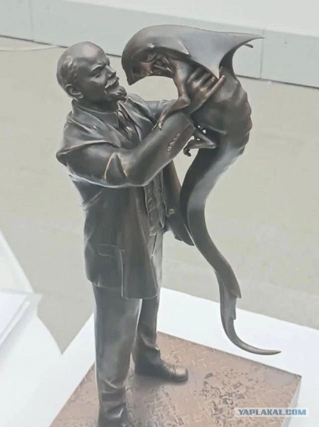 Я русский бы выучил только за то, что им разговаривал Ленин. 