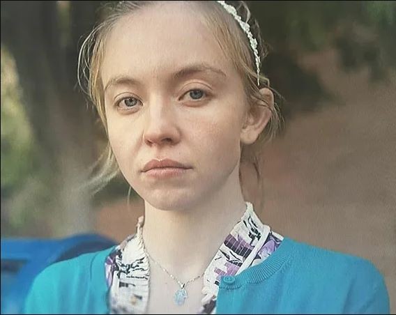 Сидни Суини