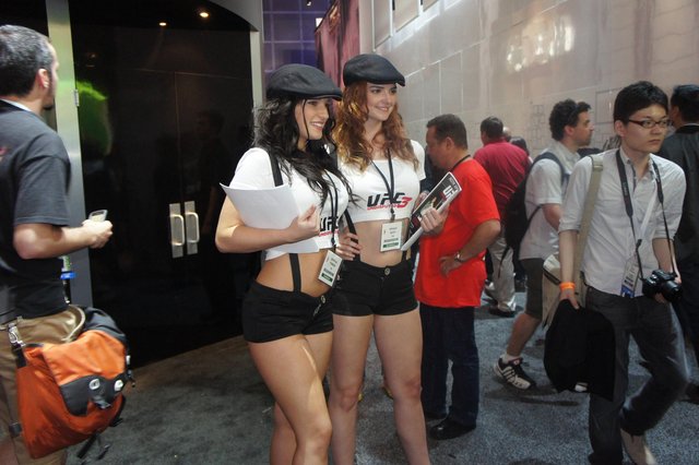 Девушки с E3 2011