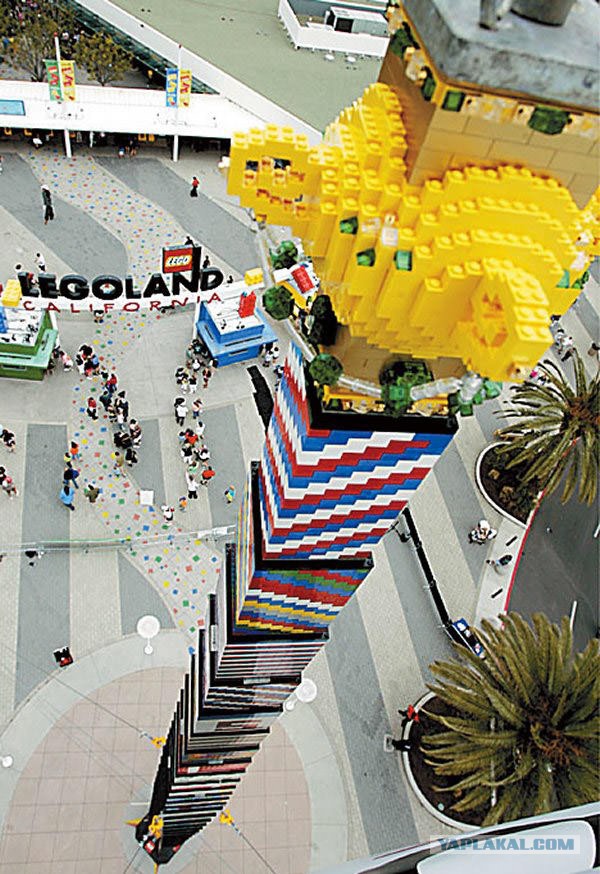 Грандиозные сооружения из LEGO