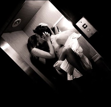 Случка в лифте