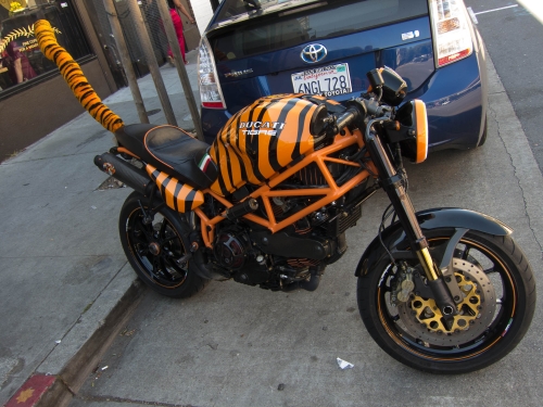 Бесплатный будильник.