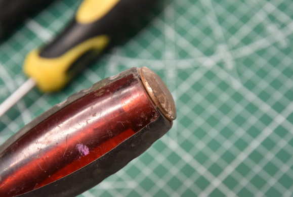 Чем отличается отвёртка за 80 рублей от отвёртки за 1200: все отличия скрыты внутри