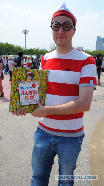Девчонки с 80 Comiket'a ! (ну и немного парней)