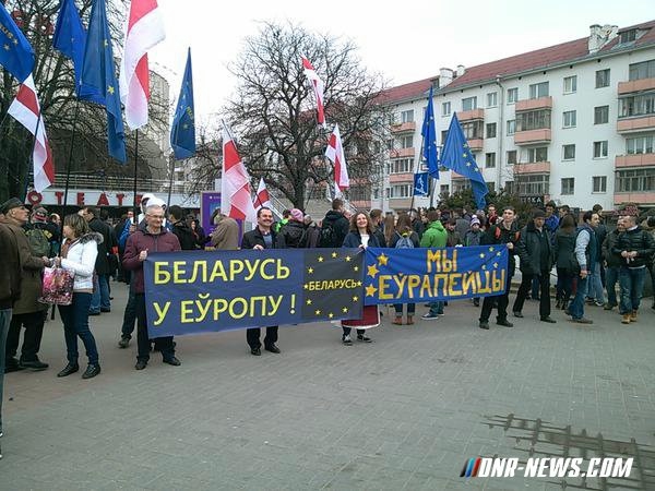 Порошенко заявил об отражении атаки