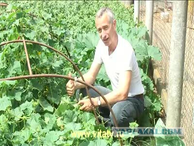 Самое страшное чудовище живёт в зеркале.