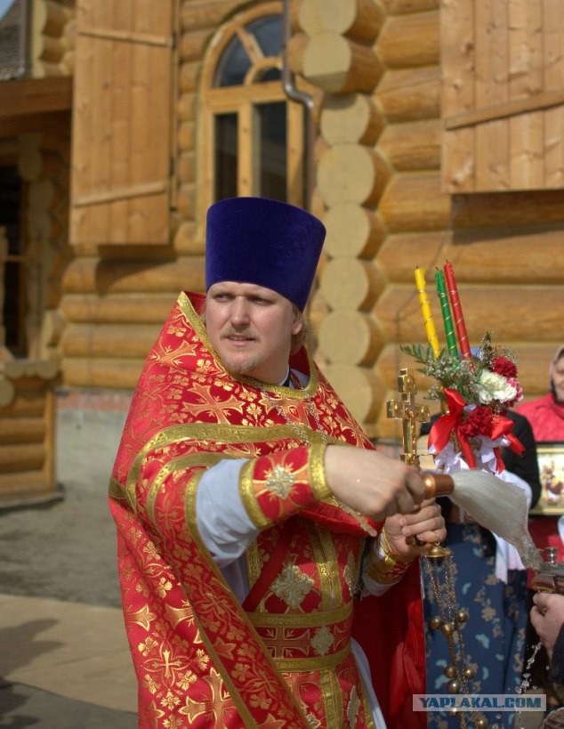Святые мученики и просто святые