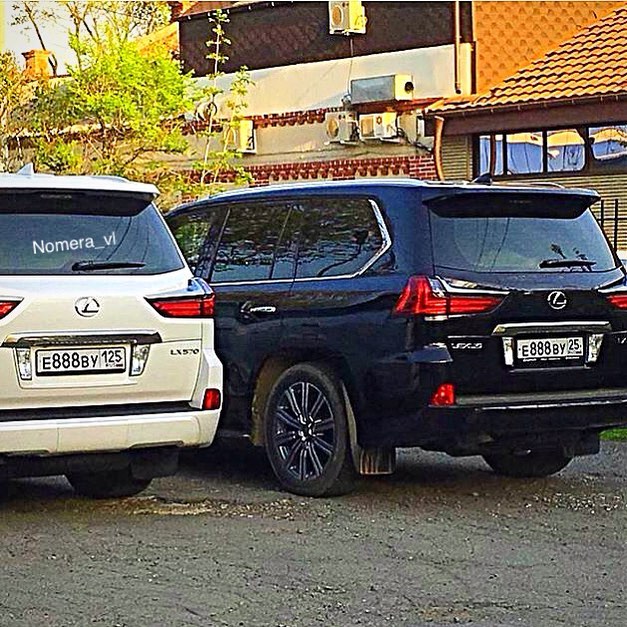 Полицаи из Челябинска избежали наказания за кражу и продажу палёной водки на 11,6 млн