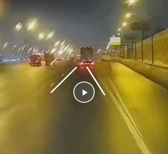 Влетел в сугроб