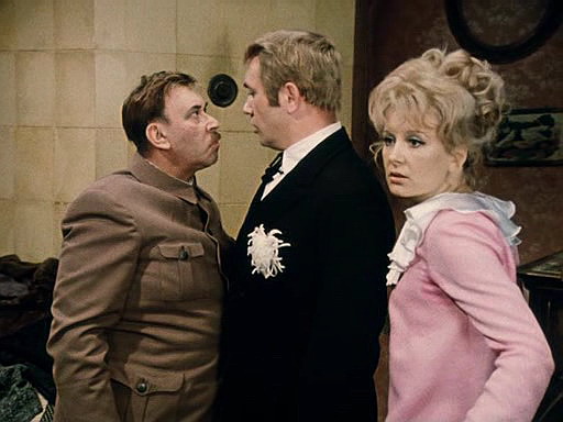 В Турции стюард рейсового автобуса мастурбировал перед спящей пассажиркой