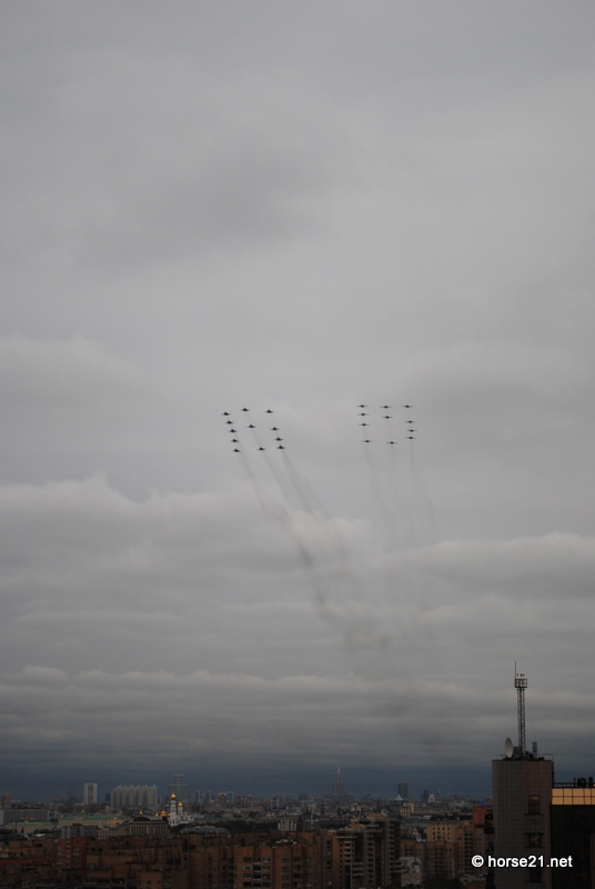 Самолеты над Москвой