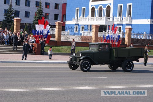 Усть-Каменогорск, Ст. Защита: инсталляция к Празднику победы!