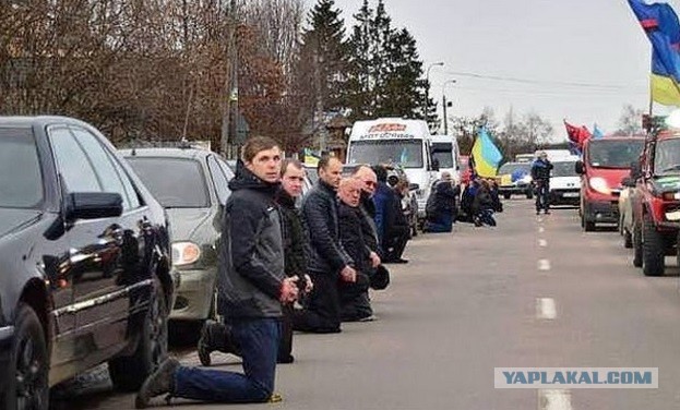 Памятник легендарному Мотороле открыт в центре Донецка