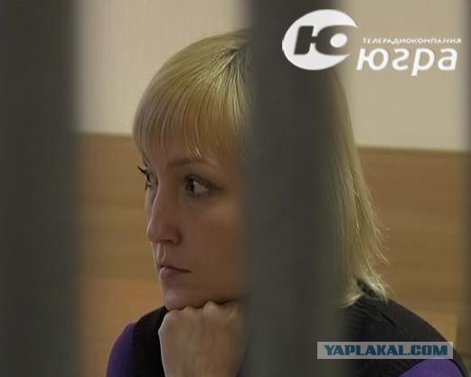Неадекватная автоледи с грудным ребенком.