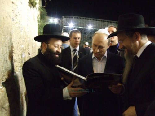 Свой среди своих