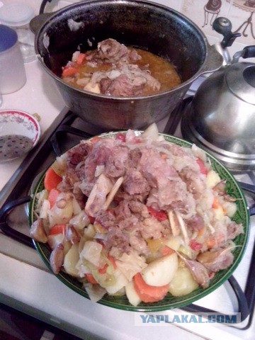Бараньи ребрышки с луком