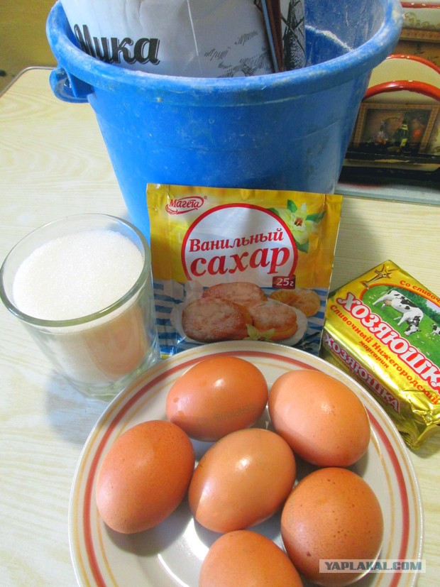 Вафельные рожки с белковым кремом