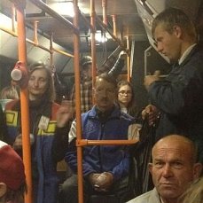 Двойники знаменитостей в общественном транспорте