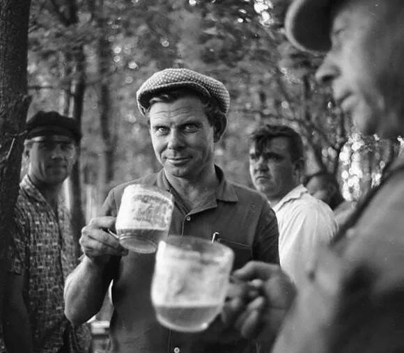 Смешал, но не взбалтывал:  11/06/23/