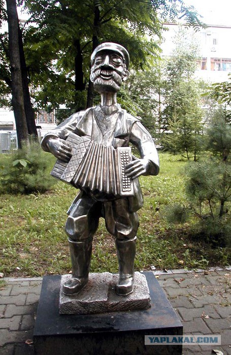 Памятники, которые делают мир добрее