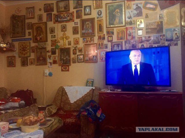 На видео зафиксировано нападение зомби на человека