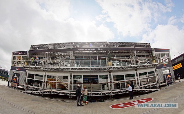 Как перевозят болиды Формулы-1