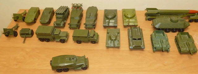 Захотелось сделать внуку танк