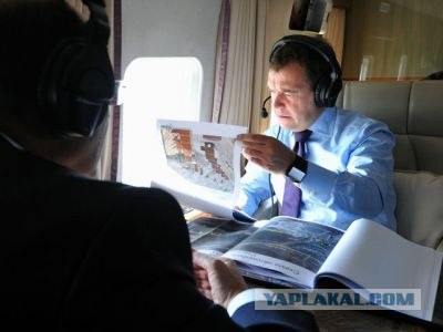 Медведев решил передвигаться по Москве на вертолет