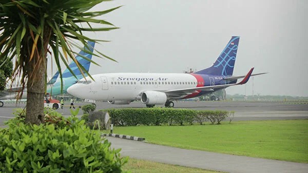 Вылетевший из Джакарты Boeing 737-500 пропал с радаров (Sriwijaya Airlines, SJ182)