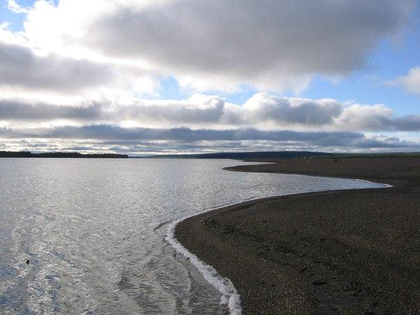 Поход по реке Колыма на самодельном плоту
