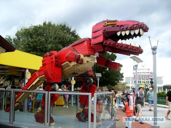 Грандиозные сооружения из LEGO