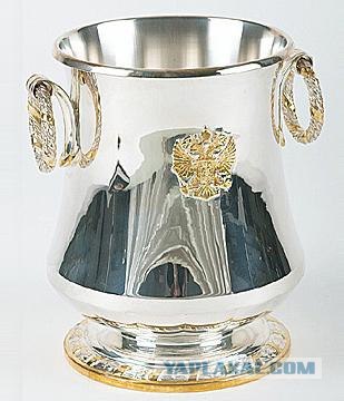 Подборка вёдер для шампанского.