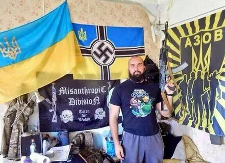 Экс-премьер Украины Азаров заявил о полной неадекватности Зеленского