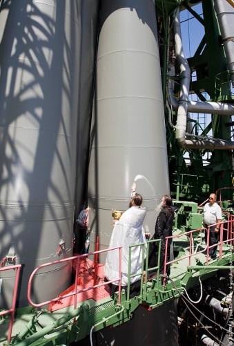 Ракета Протон с 3-мя спутниками Глонасс упала