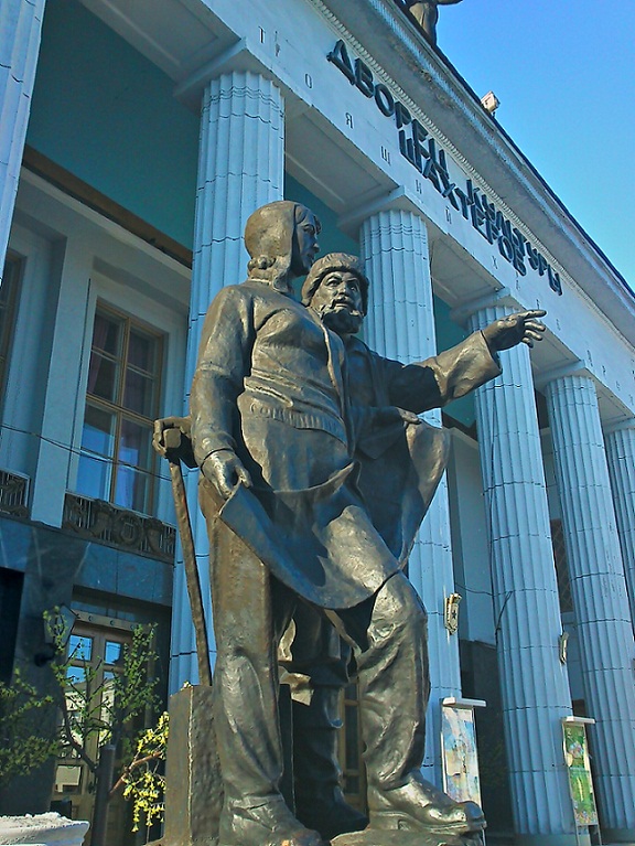 Интересные памятники вашего города